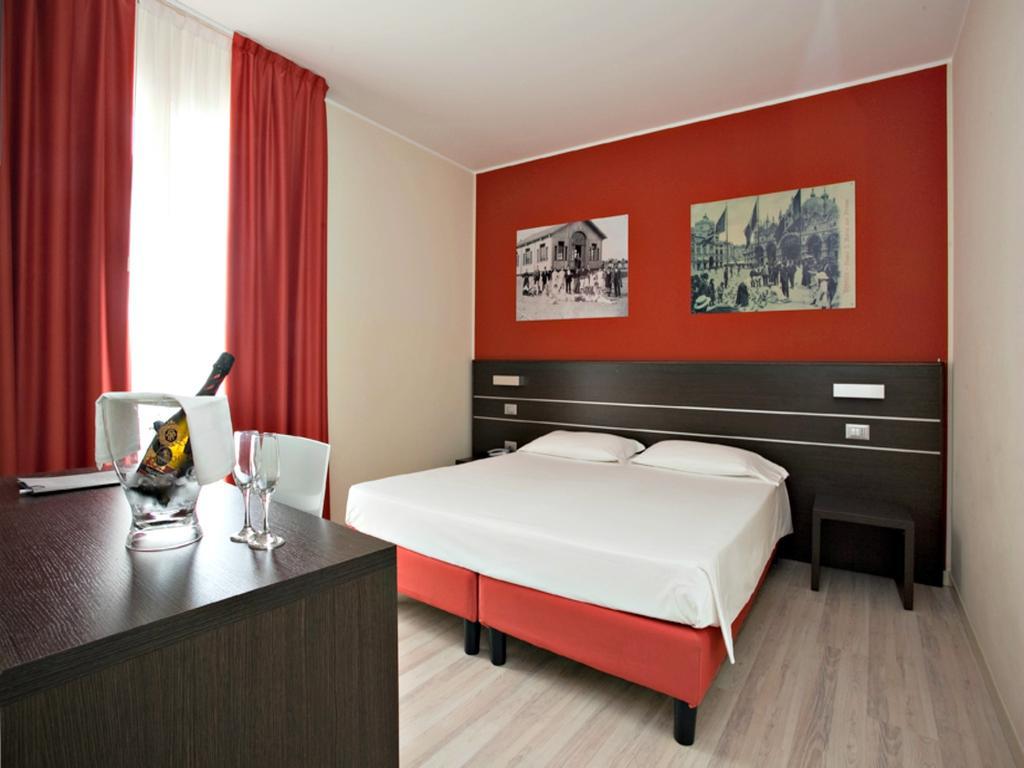 Hotel Vienna Lido di Jesolo Kültér fotó