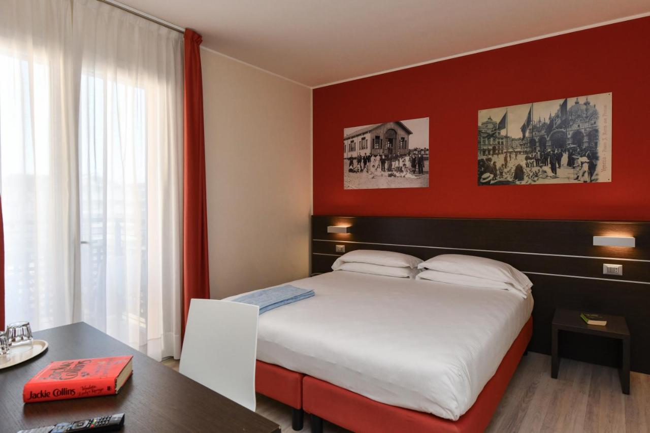 Hotel Vienna Lido di Jesolo Kültér fotó