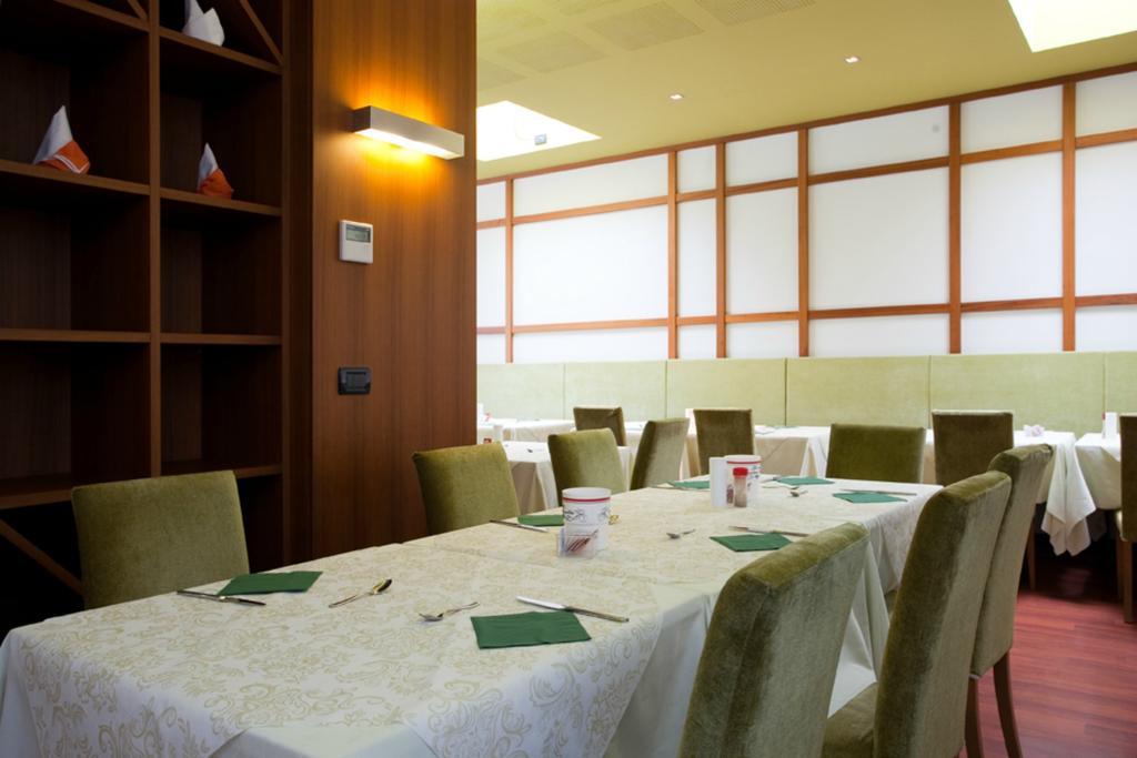 Hotel Vienna Lido di Jesolo Kültér fotó