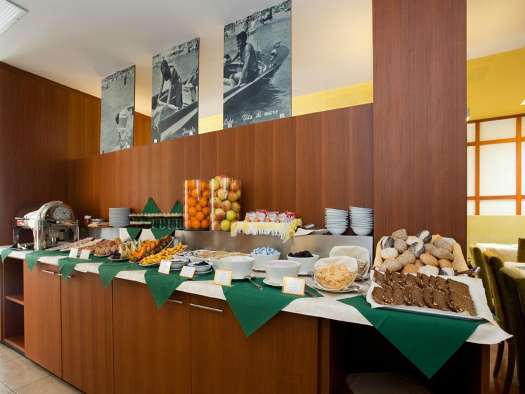 Hotel Vienna Lido di Jesolo Kültér fotó