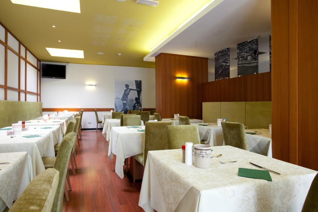 Hotel Vienna Lido di Jesolo Kültér fotó