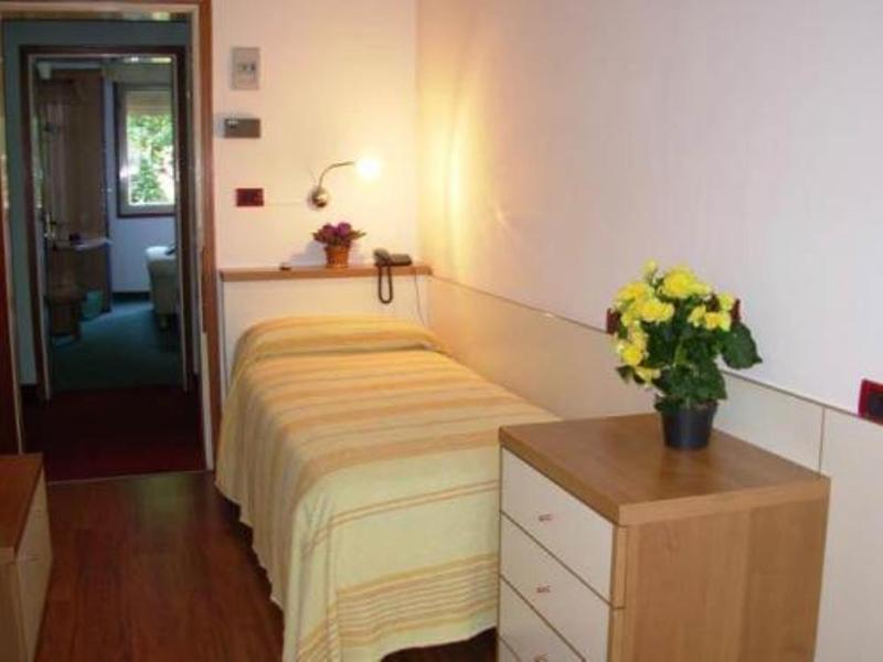 Hotel Vienna Lido di Jesolo Kültér fotó